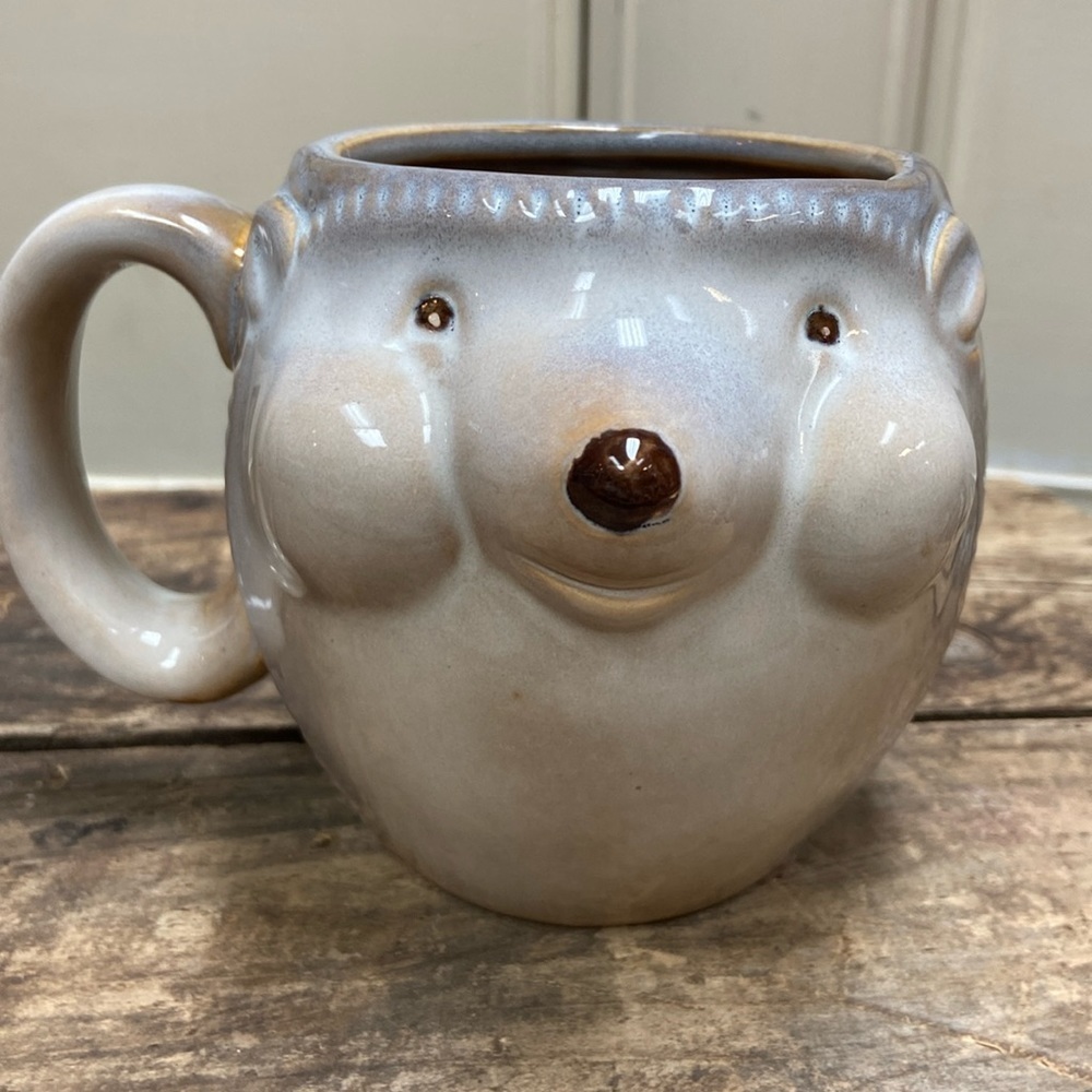 Vintage Gibson Hedgehog Large Coffee Mug.